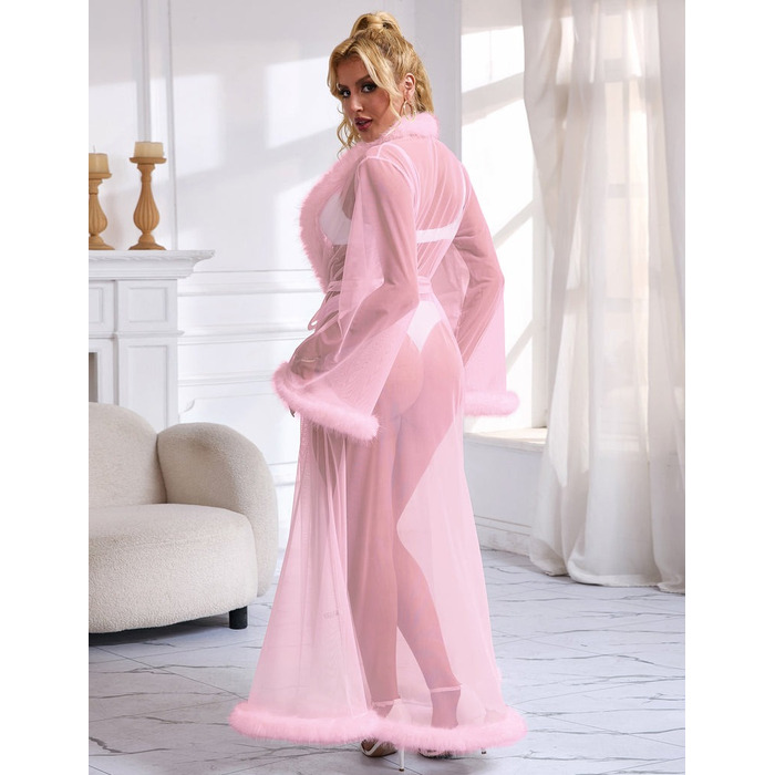 Розовый сексуальный длинный халатик в сеточку Star Night с отделкой из меха под норку и поясом, M