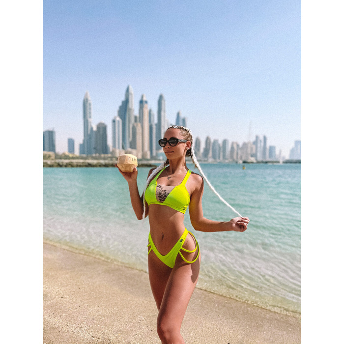 плавочки String-P купальник