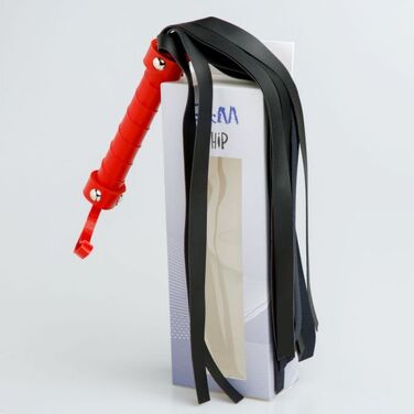 F61426 Плетка из экокожи с красной рукояткой FLOGGER BLACK/RED