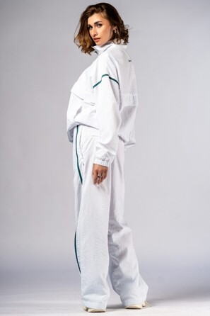 Куртка-Анорак жіноча Nebbia Clubhouse Half-Zip Top CLUB D’OR White 644