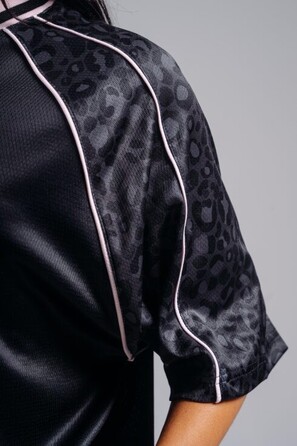 Футболка Nebbia Oversized T-Shirt '97 PRIMAL Black Leopard 862