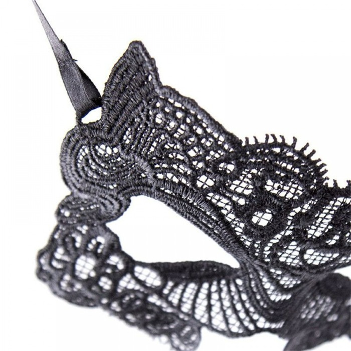 Маска ажурна сітка, на зав'язках, чорна