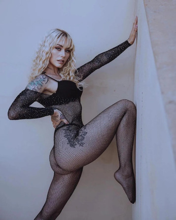 Боді з рукавами в сіточку зі стразами Leg Avenue Fishnet sleeved bodystocking O/S