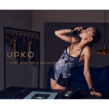 Мягкий кожанный хлыст с бутоном розы на рукоятке Soft Whip UPKO