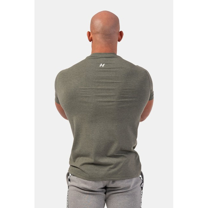 ФУТБОЛКА VERTICAL LOGO NEBBIA T-SHIRT KHAKI 293