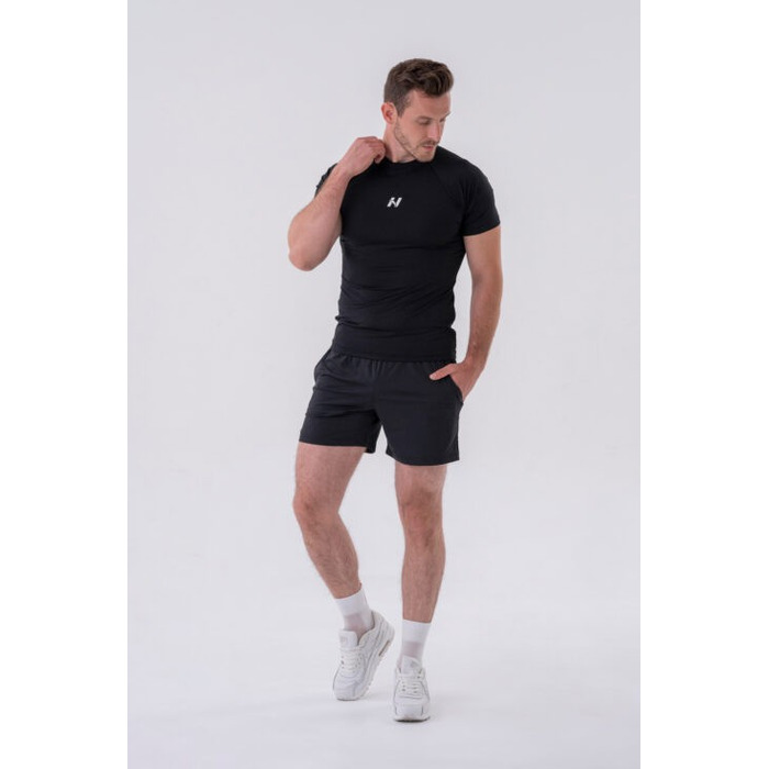 Футболка Nebbia Functional Slim-fit T-shirt Black 324