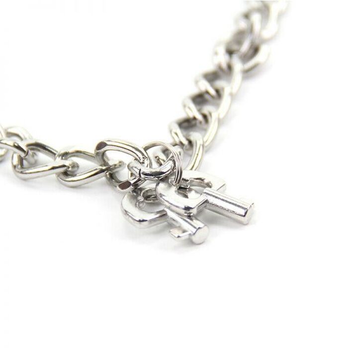 Наручники Roomfun Metal Handcuff With a Long Chain , Red