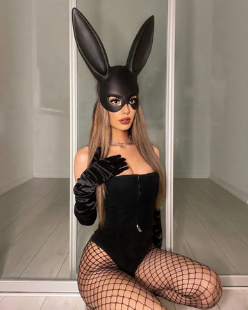 Рукавички One Size Extra Long Opera Length Satin Gloves від Leg Avenue, чорні