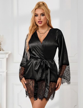 Халат чорний з поясом та вставками мережива Star Night стрінги в комплекті, XS/S