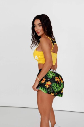 Шорты Nebbia High-Energy Double Layer Shorts Jungle Green 563