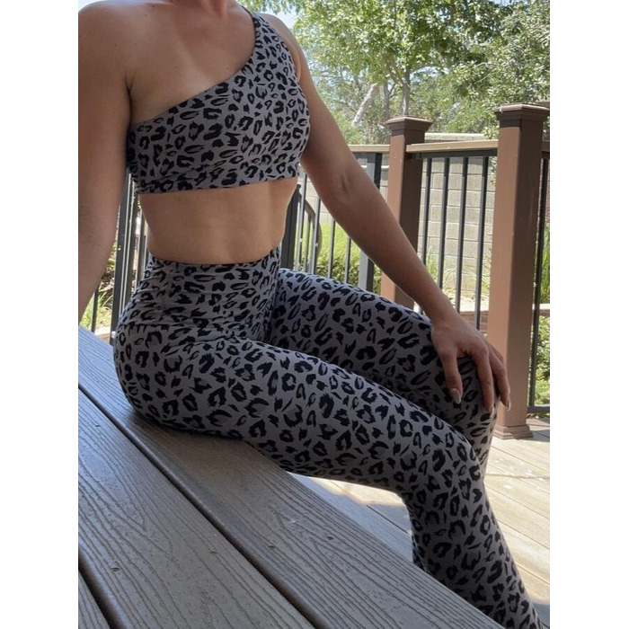 Леггинсы Ryderwear Adapt High Waisted Scrunch Leggings - Grey Leopard
