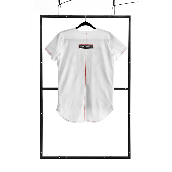 Мужская футболка с принтом Demoniq TSHRB002 белая, L