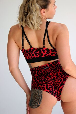 Classic Animal Prints – Принтований Танцювальний Топ Із Подвійними Бретелями Та Переднім Вирізом Для Pole Dance Та Студійних Тренувань - червоний леопард