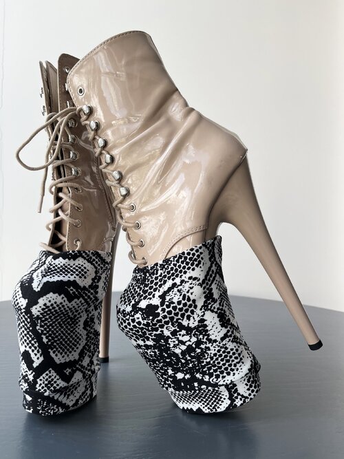 Захисти для Платформи Взуття Animal Print для Pole Dance Heels Захист та Стиль - пітон